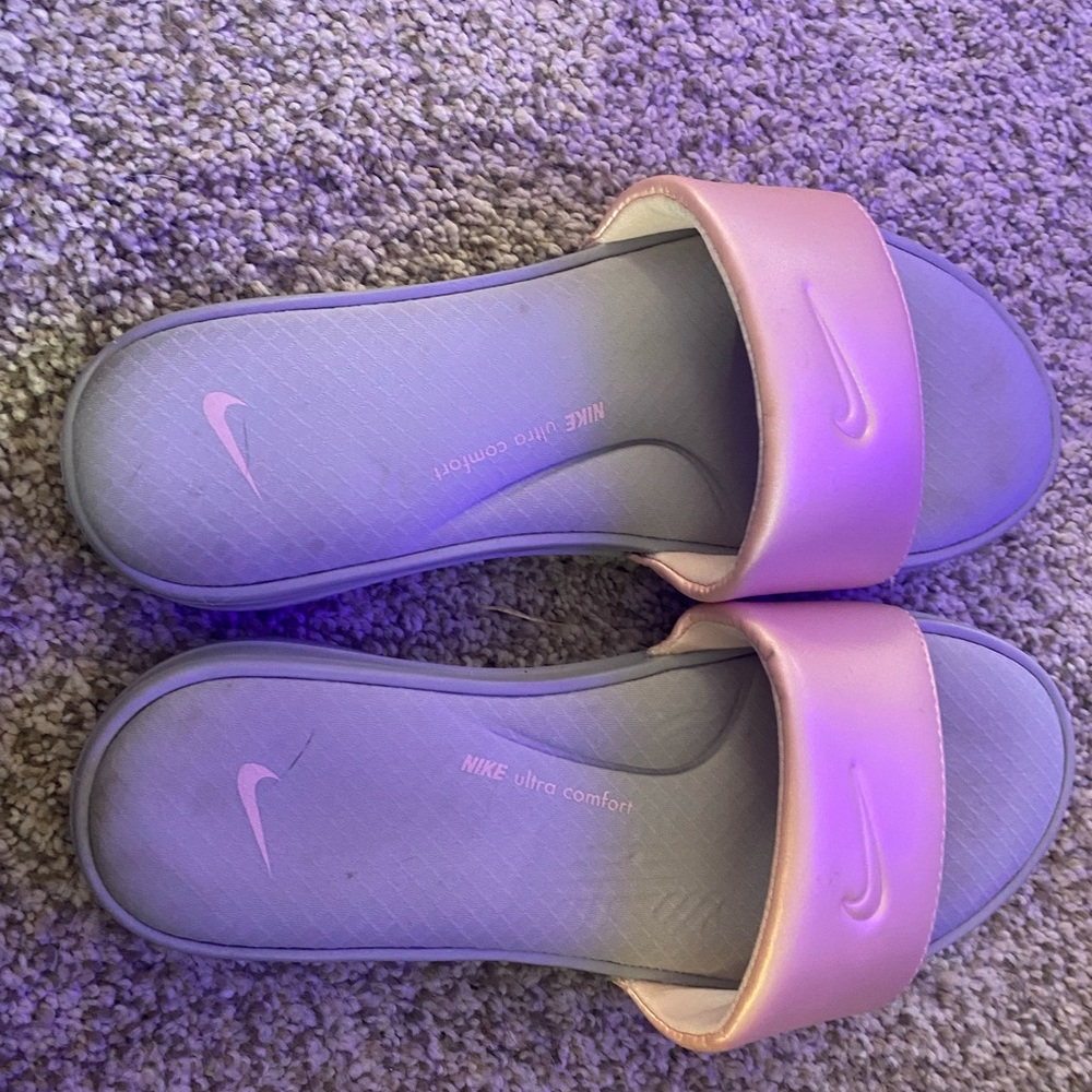 Nike slides